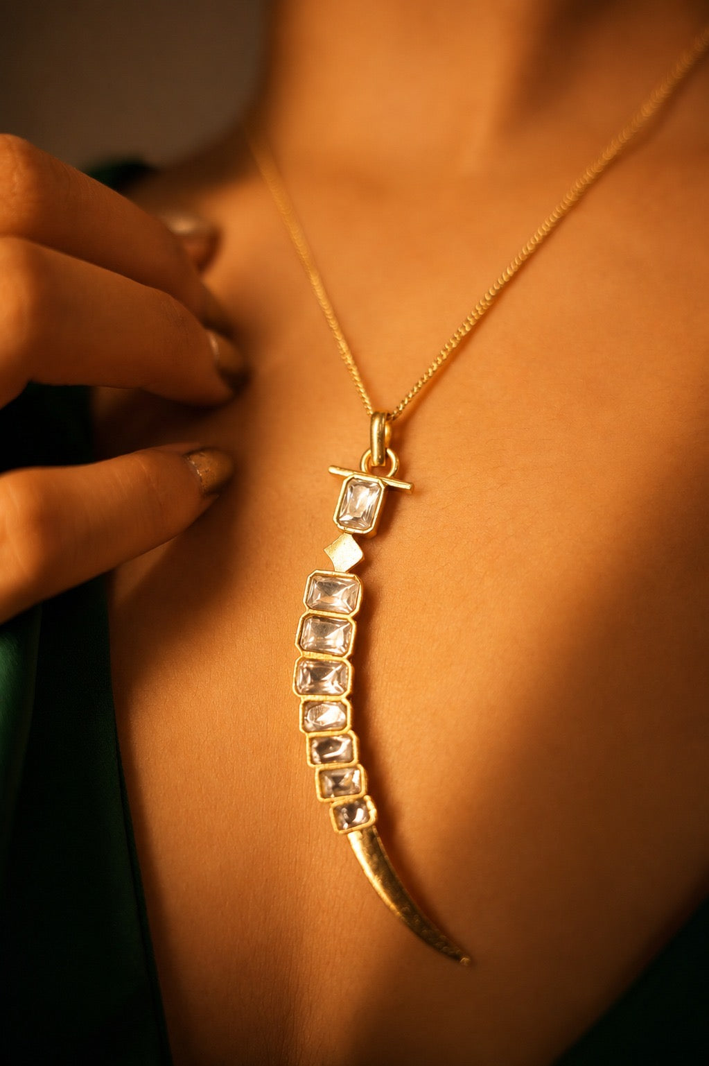 Spine Pendant