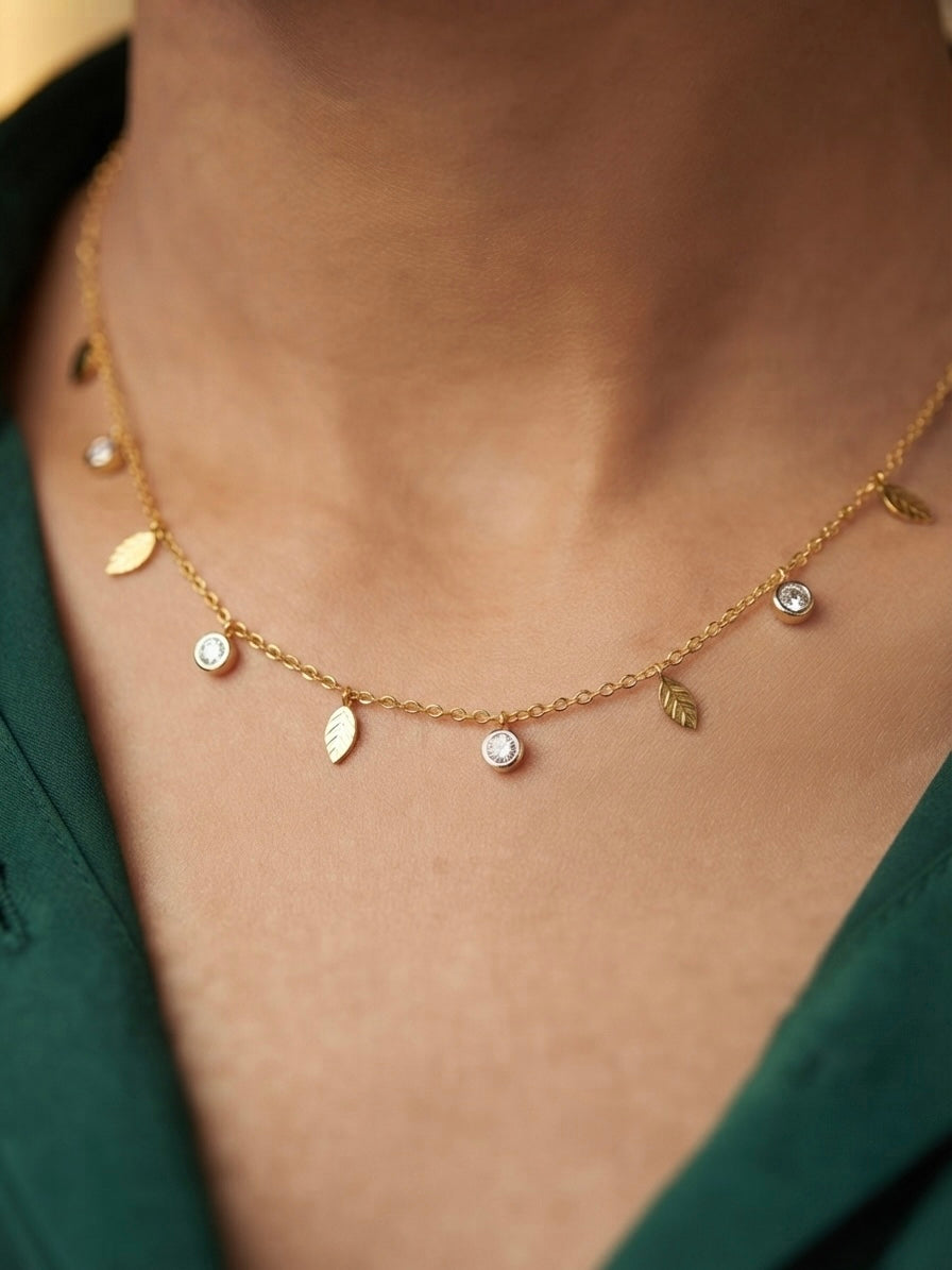 Aura Leaf Choker