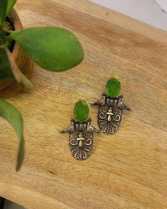 BIRD OVAL ONYX EARRINGS